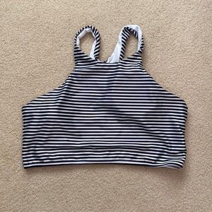 Women’s black & white XL sports bra